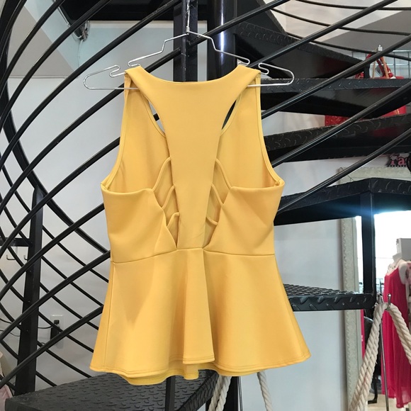 Top - Picture 2 of 2